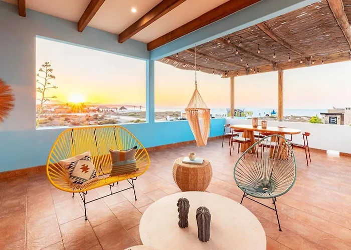 Beachfront Community - 8 Guests La Ribera